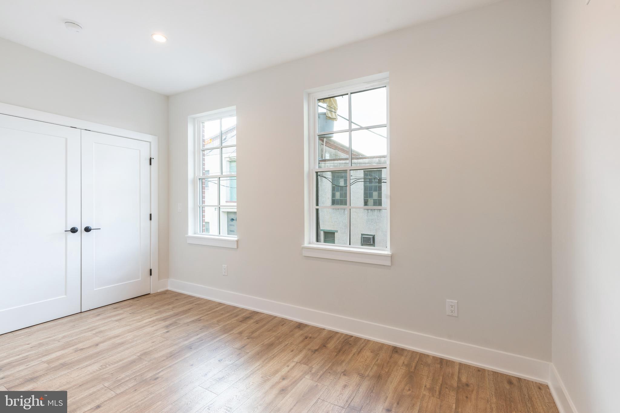 134 East Sharpnack Street Philadelphia, PA 19119 - Photo 24 of 37