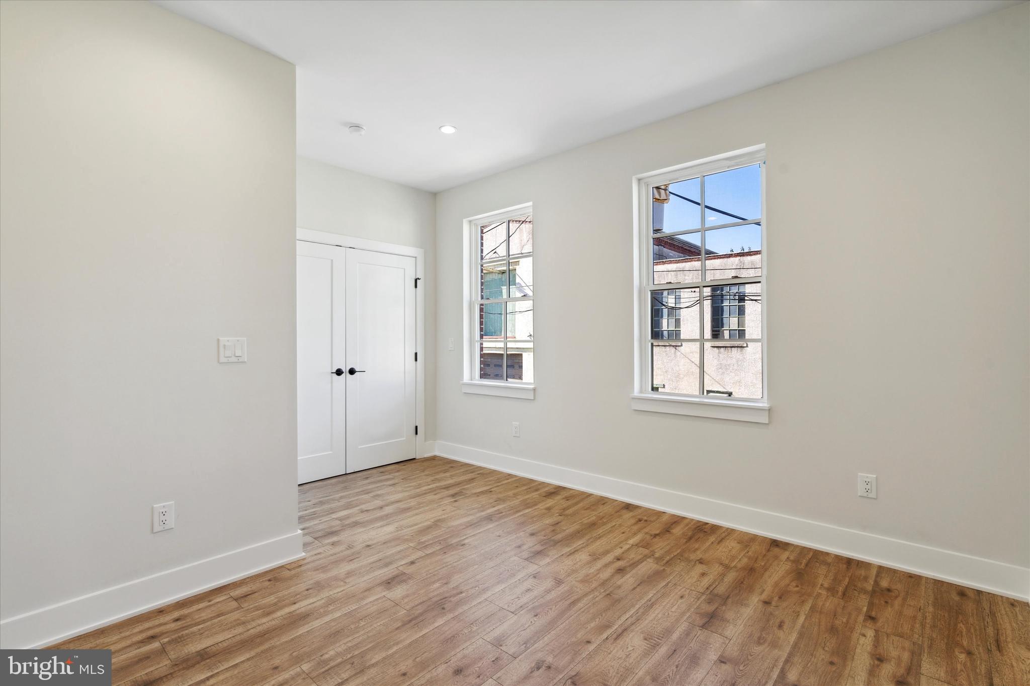 134 East Sharpnack Street Philadelphia, PA 19119 - Photo 27 of 37