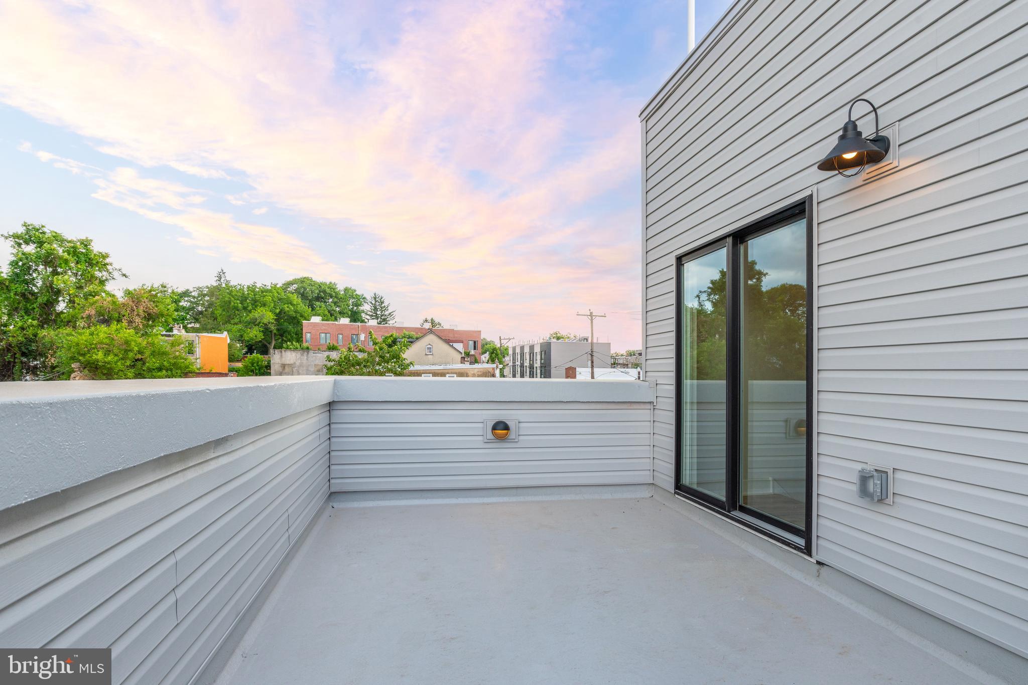 134 East Sharpnack Street Philadelphia, PA 19119 - Photo 31 of 37