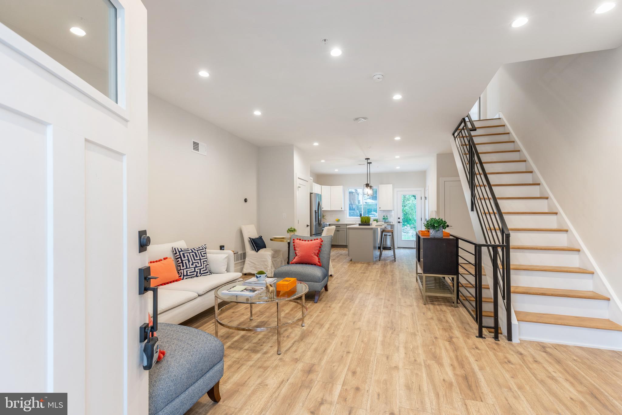 134 East Sharpnack Street Philadelphia, PA 19119 - Photo 6 of 37