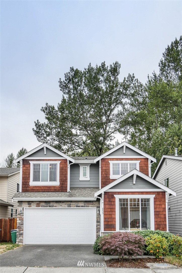 653 Vashon Place Northeast Renton, WA 98059 - Photo 2 of 24 Gallery Image 2