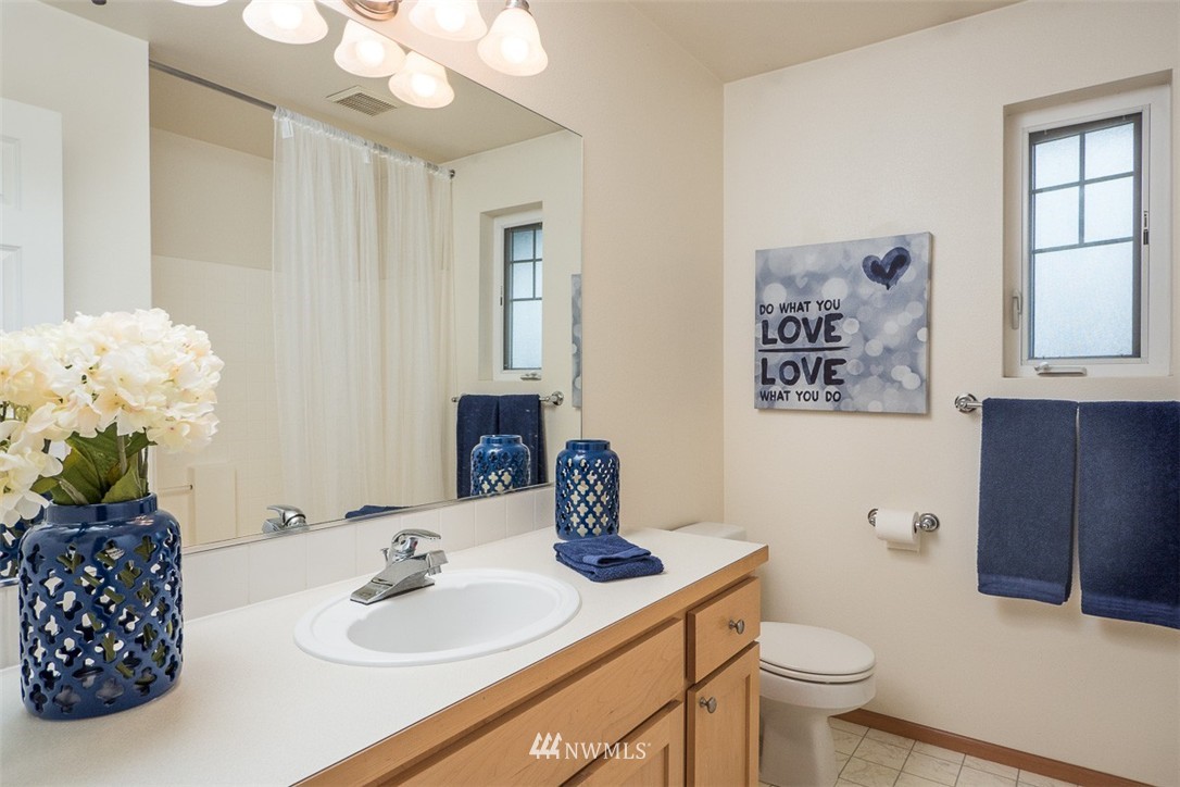 653 Vashon Place Northeast Renton, WA 98059 - Photo 20 of 24 Gallery Image 20