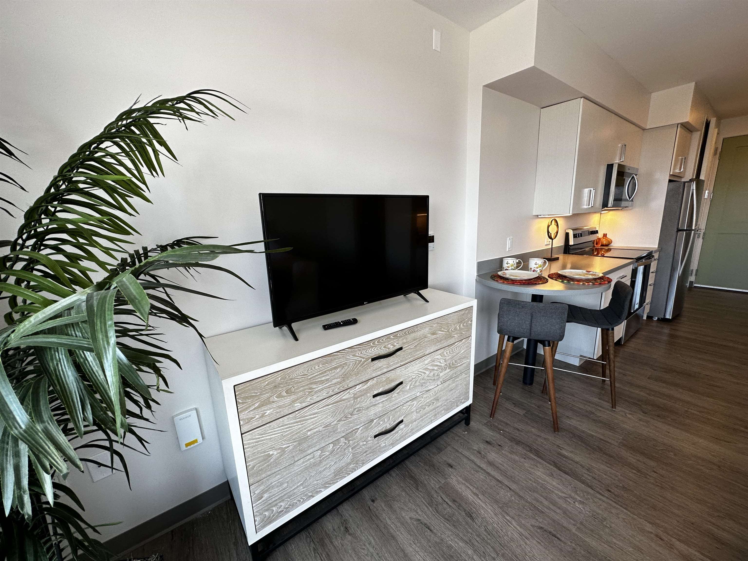 409 Elm Street, Unit 514 Manchester, NH 03101 - Photo 15 of 39