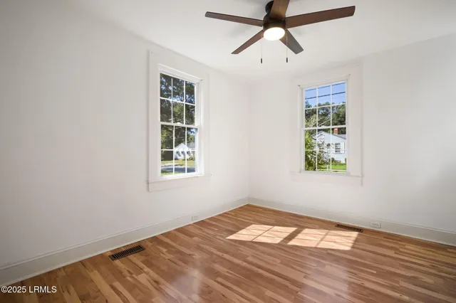 $327,000 | 2708 North Street, Beaufort, SC 29902