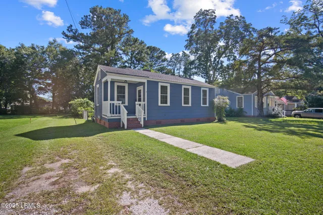 $327,000 | 2708 North Street, Beaufort, SC 29902