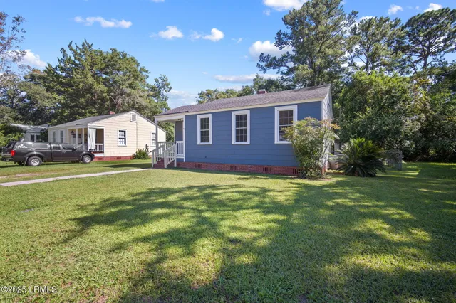 $327,000 | 2708 North Street, Beaufort, SC 29902