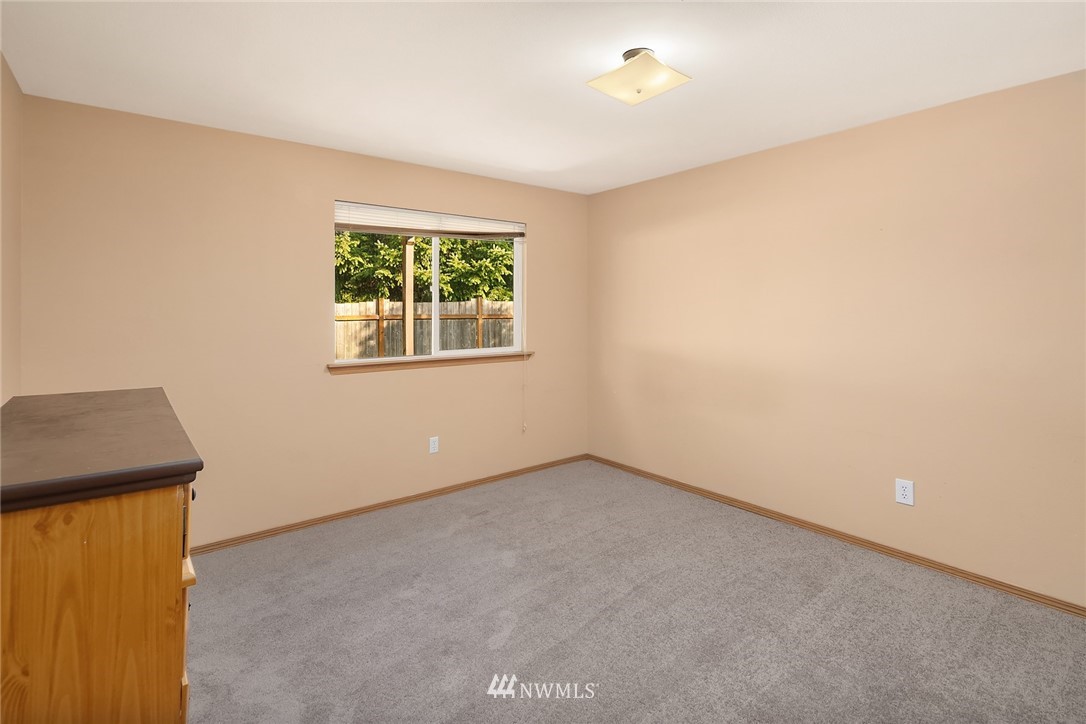 17551 Mountain View Road Southeast Monroe, WA 98272 - Photo 17 of 22 Gallery Image 17