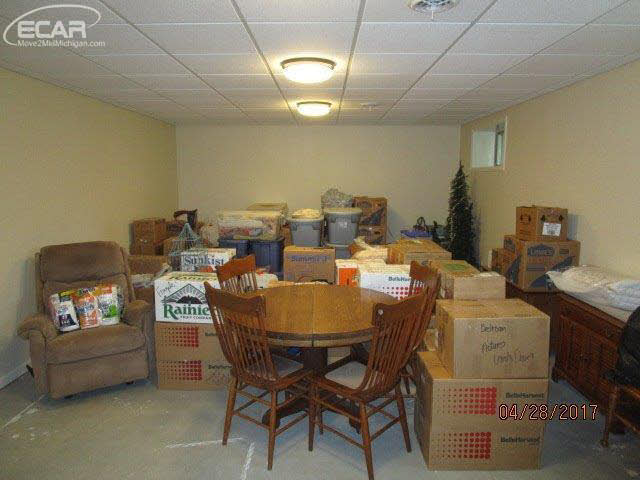 16379 Linden Road Linden, MI 48451 - Photo 23 of 23 21290416-22.JPG