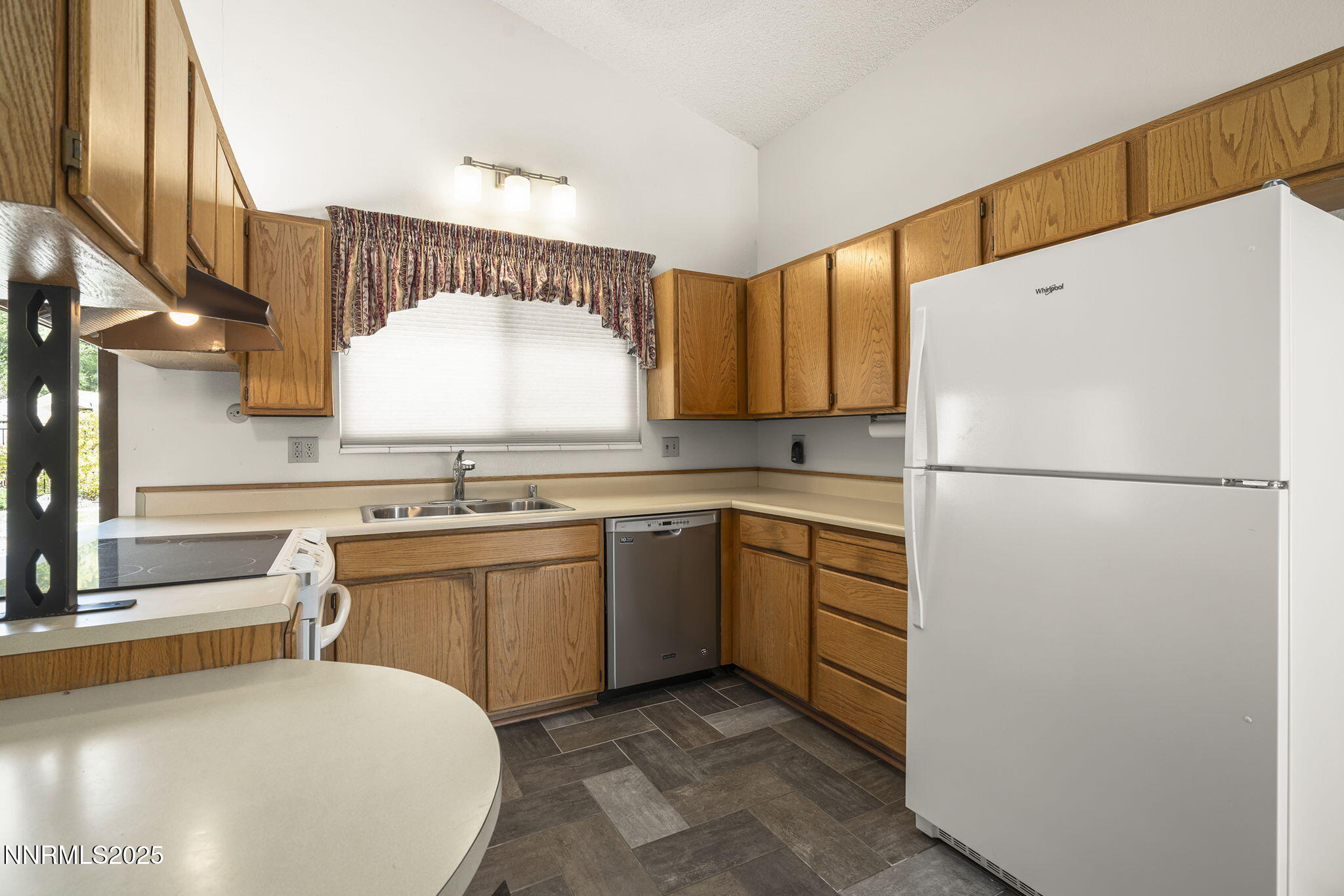 3290 Penfield Circle Reno, NV 89502 - Photo 15 of 52 18-web-or-mls-_DSC7601