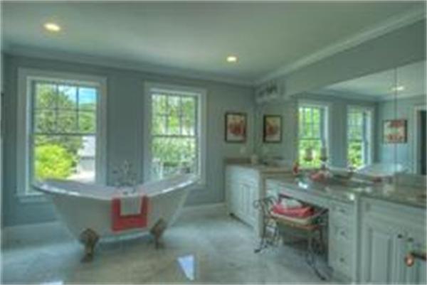 53 Pinewood Road Needham, MA 02492 - Photo 6 of 7