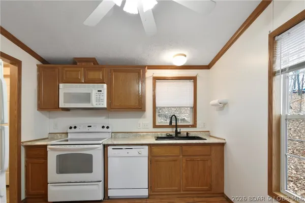 $189,900 | 38 Barr Harbor Lane, Gravois Mills, MO 65037