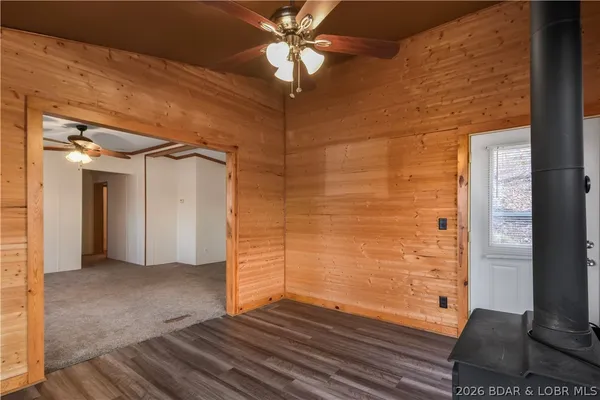 $189,900 | 38 Barr Harbor Lane, Gravois Mills, MO 65037