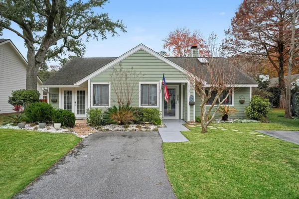 $599,000 | 1131 Daffodil Lane, Mount Pleasant, SC 29464
