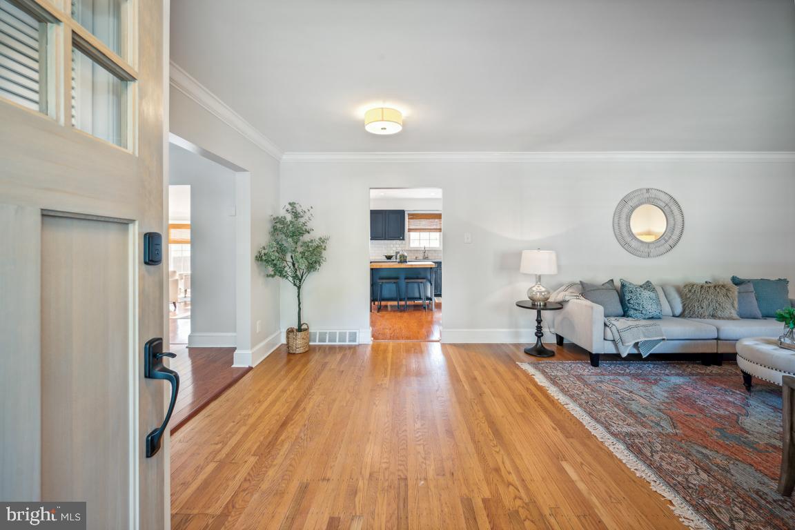 847 Cedar Avenue Haddonfield, NJ 08033 - Photo 2 of 17