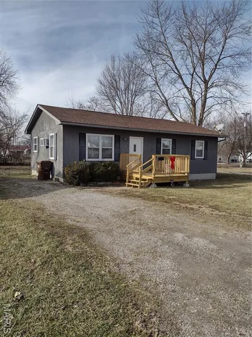 $139,900 | 16 North 16th Street, Bowling Green, MO 63334