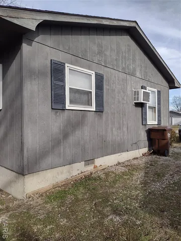 $139,900 | 16 North 16th Street, Bowling Green, MO 63334