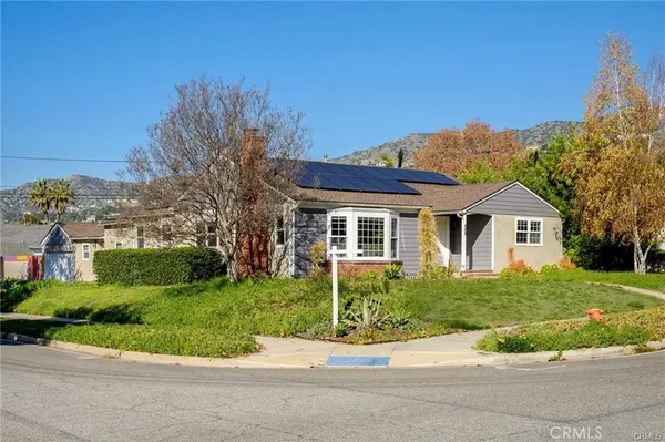 $1,785,000 | 505 Cambridge Drive, Burbank, CA 91504