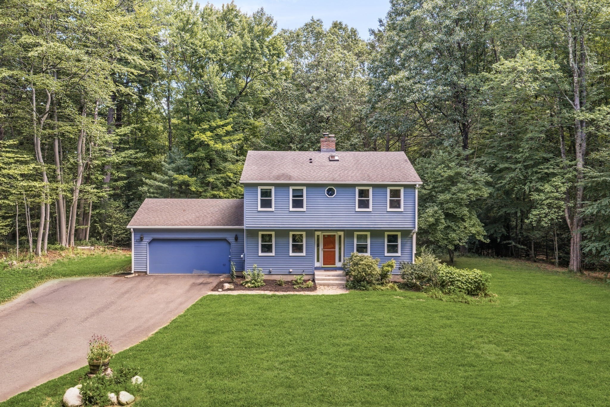 43 Coleman Road Southampton, MA 01073 - Photo 4 of 42 Gallery Image 4