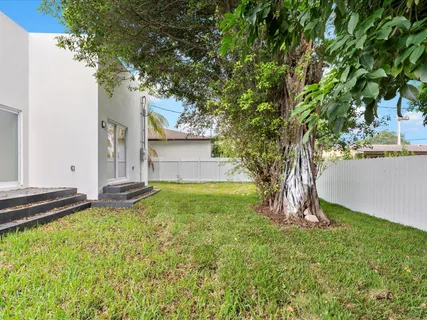 $565,000 | 533 Northwest 16th Avenue, Fort Lauderdale, FL 33311