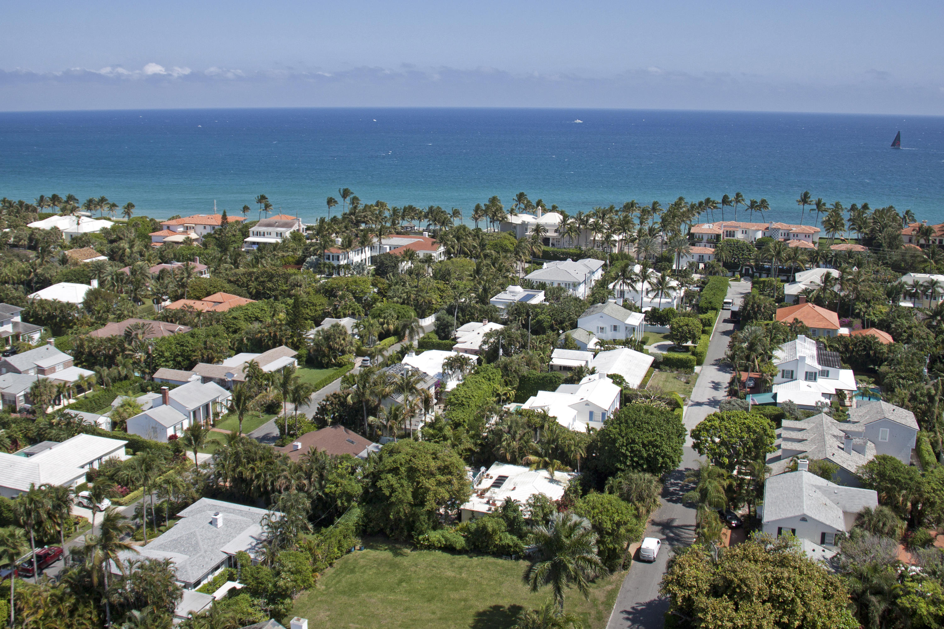 229 Monterey Road Palm Beach, FL 33480 - Photo 10 of 14 IMG_2202