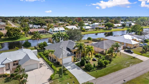 $525,000 | 2019 Southeast Mantua Street, Port St. Lucie, FL 34952