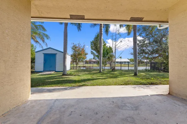 $525,000 | 2019 Southeast Mantua Street, Port St. Lucie, FL 34952