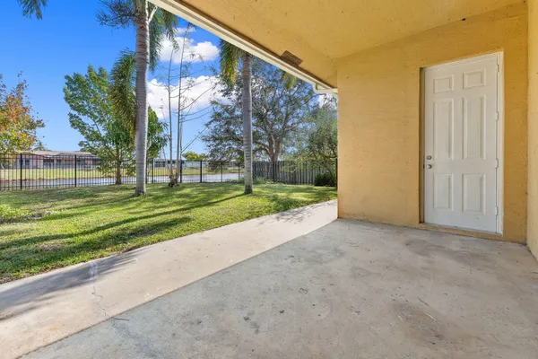 $525,000 | 2019 Southeast Mantua Street, Port St. Lucie, FL 34952