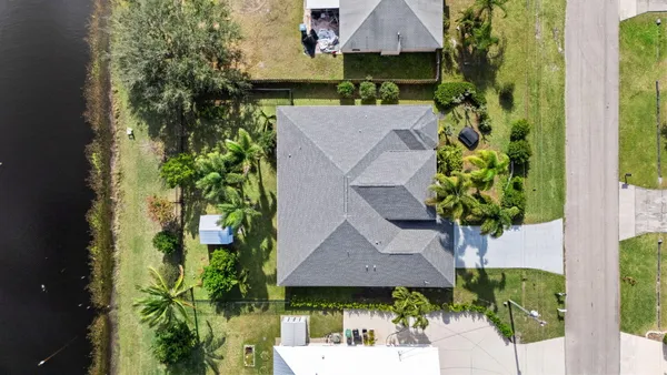 $525,000 | 2019 Southeast Mantua Street, Port St. Lucie, FL 34952