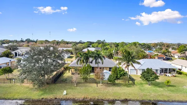 $525,000 | 2019 Southeast Mantua Street, Port St. Lucie, FL 34952
