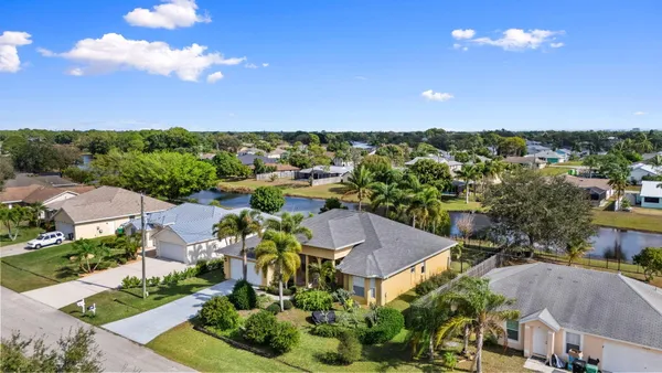 $525,000 | 2019 Southeast Mantua Street, Port St. Lucie, FL 34952