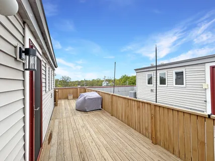 $4,200 | 517 South Boulevard, Evanston, IL 60202