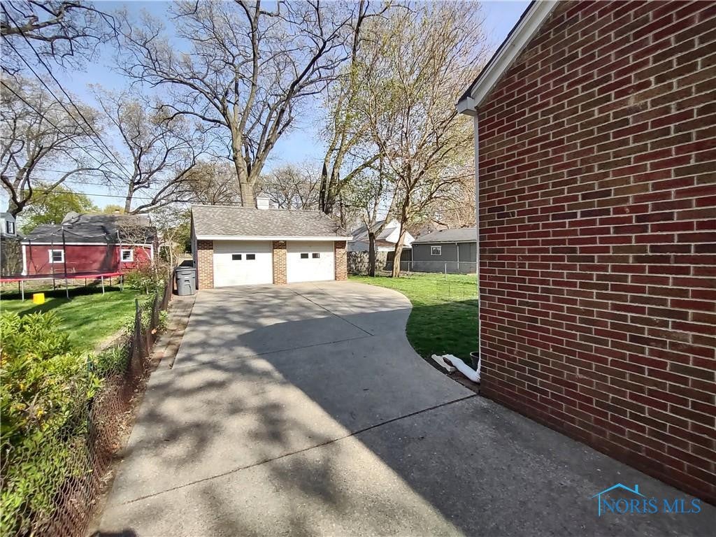 4218 Bowen Road Toledo, OH 43613 - Photo 15 of 17 Gallery Image 15