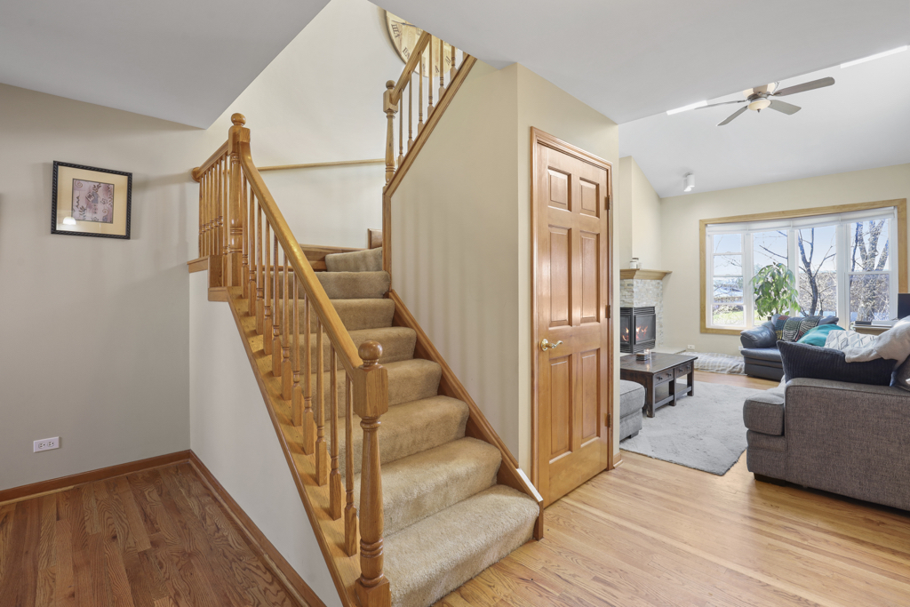 4932 Riedy Place Lisle, IL 60532 - Photo 17 of 36 Gallery Image 17