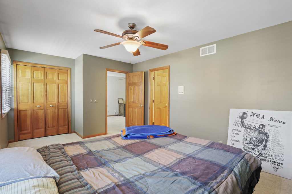 4932 Riedy Place Lisle, IL 60532 - Photo 35 of 36 Gallery Image 35