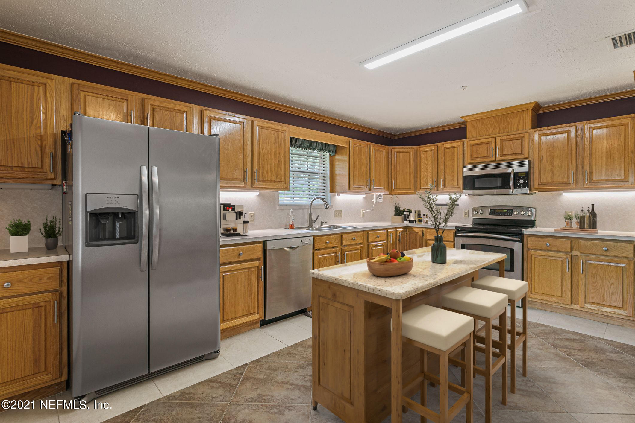 4445 River Trail Road Jacksonville, FL 32277 - Photo 13 of 68 Virtually Staged Kitchen