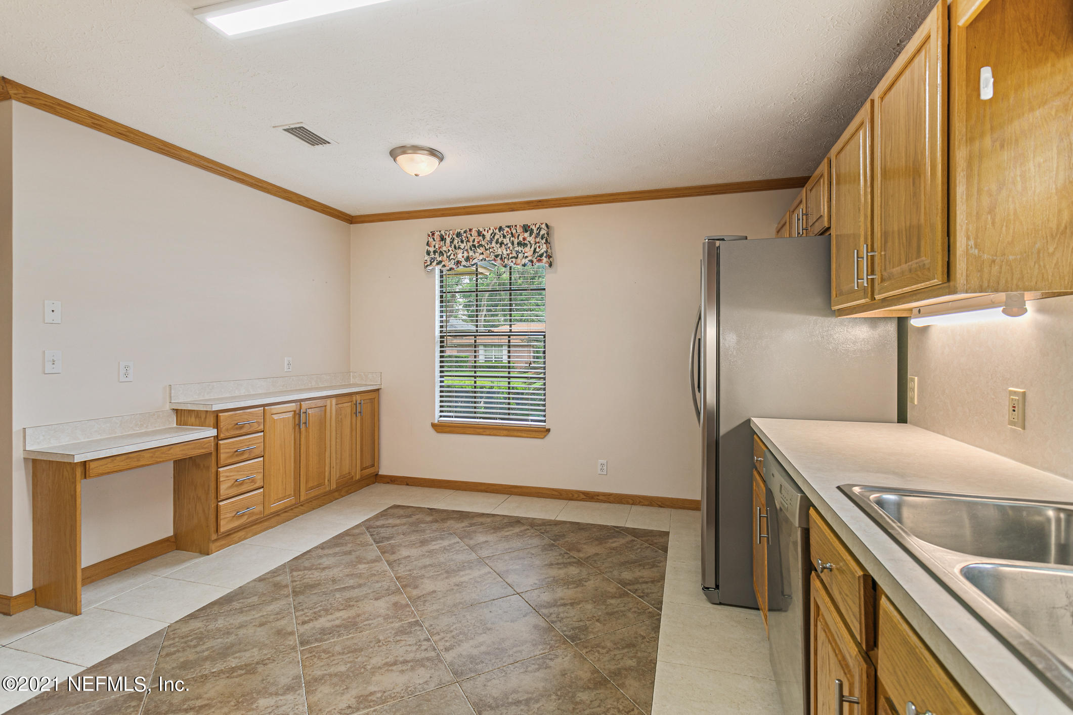 4445 River Trail Road Jacksonville, FL 32277 - Photo 17 of 68 Kitchen