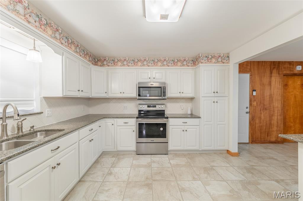 1305 Lurlyn Road Poplar Bluff, MO 63901 - Photo 16 of 32