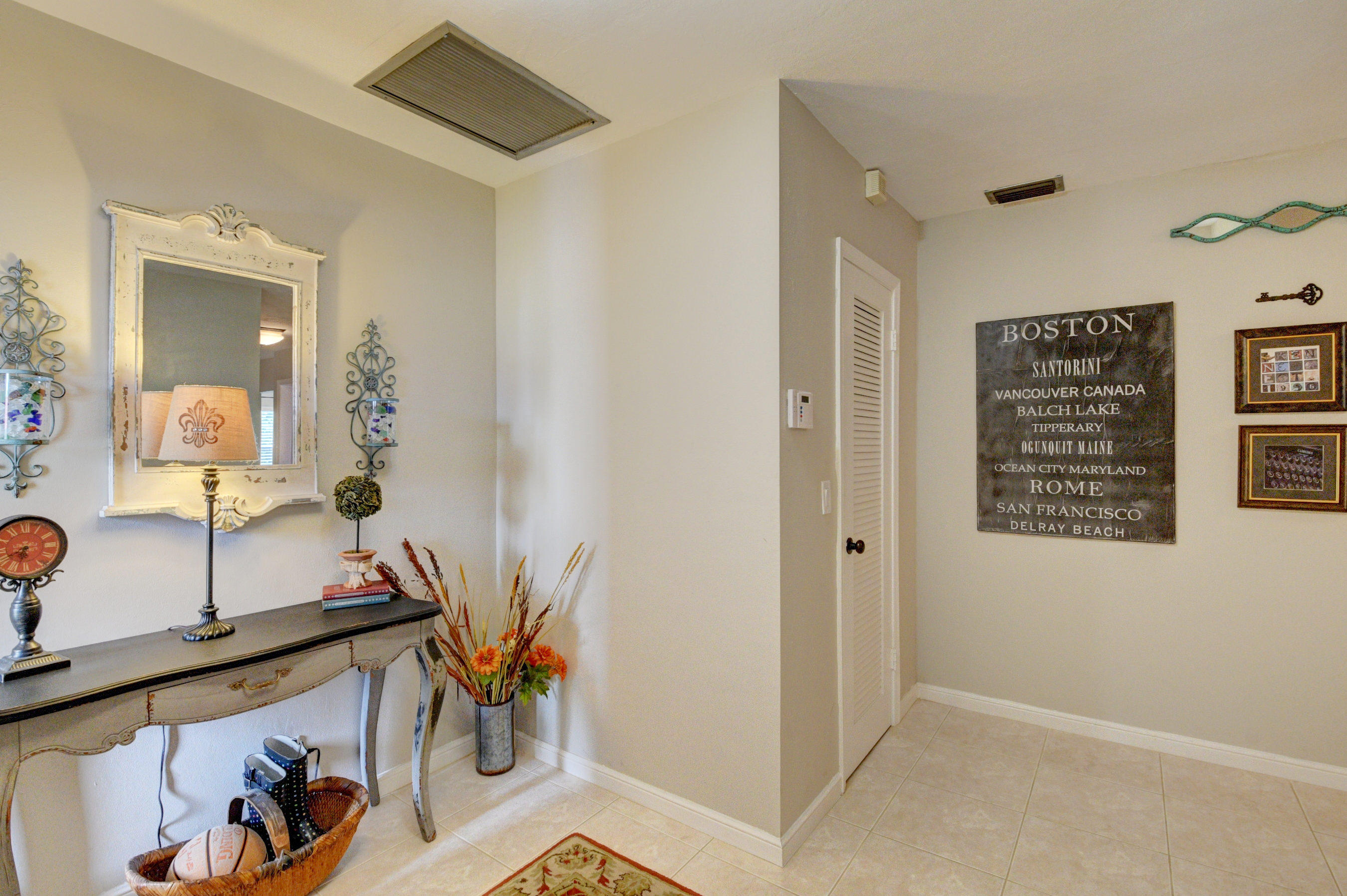 975 Southwest 12th Terrace Boca Raton, FL 33486 - Photo 3 of 28 Entry