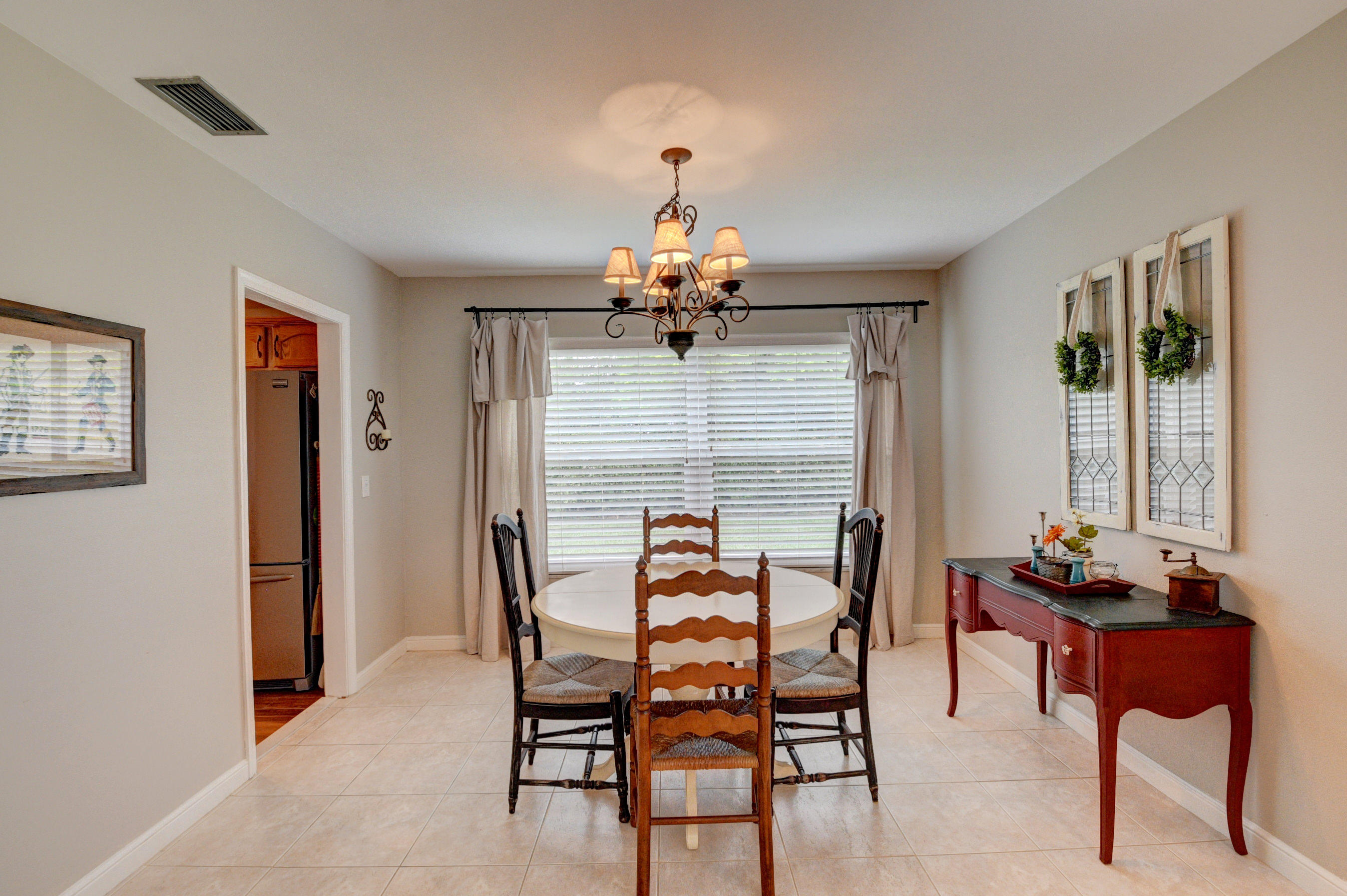 975 Southwest 12th Terrace Boca Raton, FL 33486 - Photo 6 of 28 Dining Room