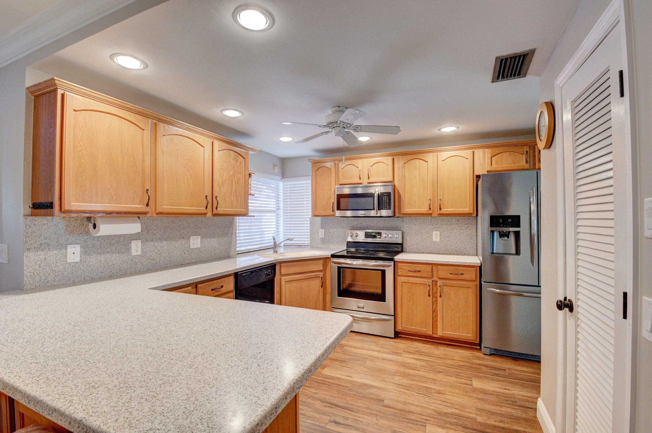 975 Southwest 12th Terrace Boca Raton, FL 33486 - Photo 9 of 28 Kitchen