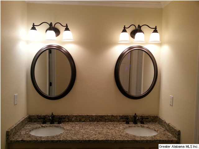 142 Pebble Lane Alabaster, AL 35007 - Photo 8 of 26 Gallery Image 8