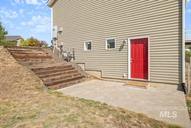 $490,000 | 2411 Cambridge Court, Moscow, ID 83843