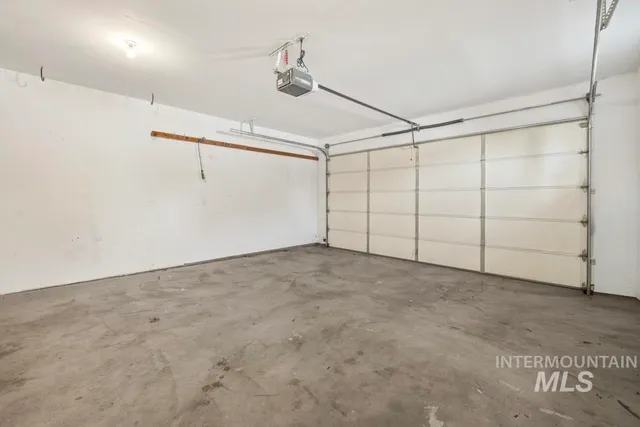 $490,000 | 2411 Cambridge Court, Moscow, ID 83843