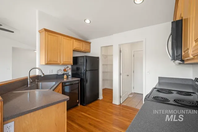 $490,000 | 2411 Cambridge Court, Moscow, ID 83843