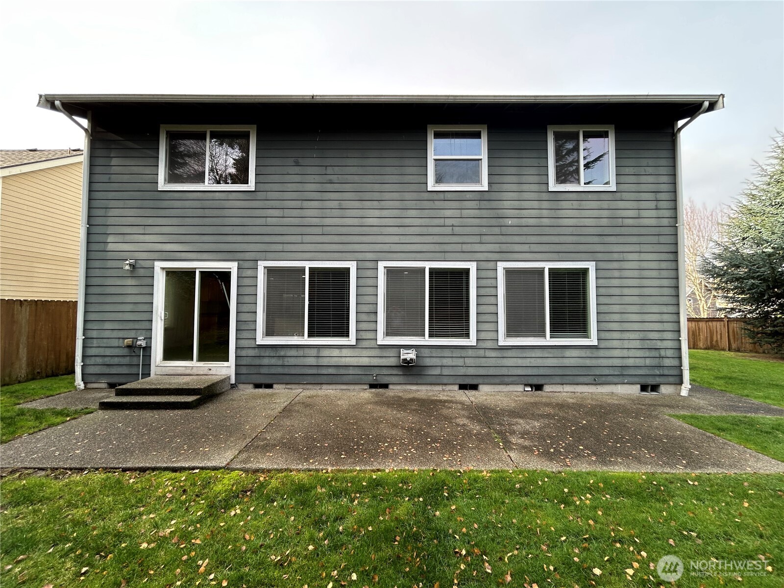 31114 29th Court Southwest Federal Way, WA 98023 - Photo 38 of 40 a front view of a house with a yard