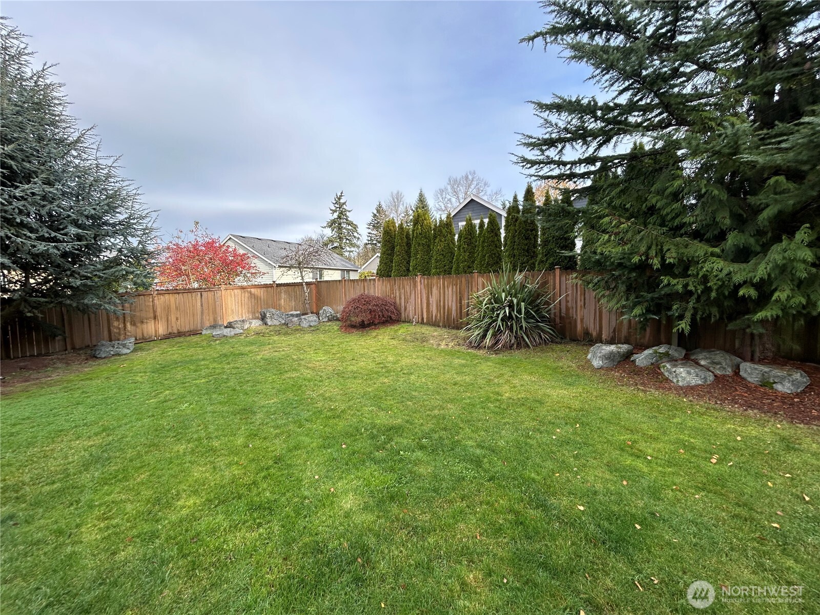 31114 29th Court Southwest Federal Way, WA 98023 - Photo 40 of 40 a view of a garden