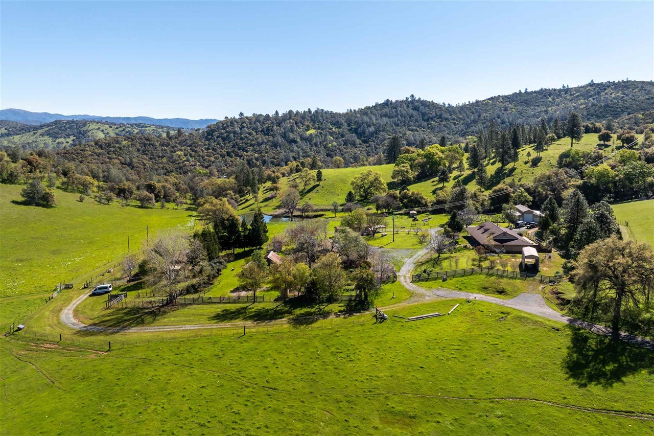 16554 Cocoran Gray Road Groveland, CA 95321 - Photo 7 of 38 Bird's eye view featuring a rural view