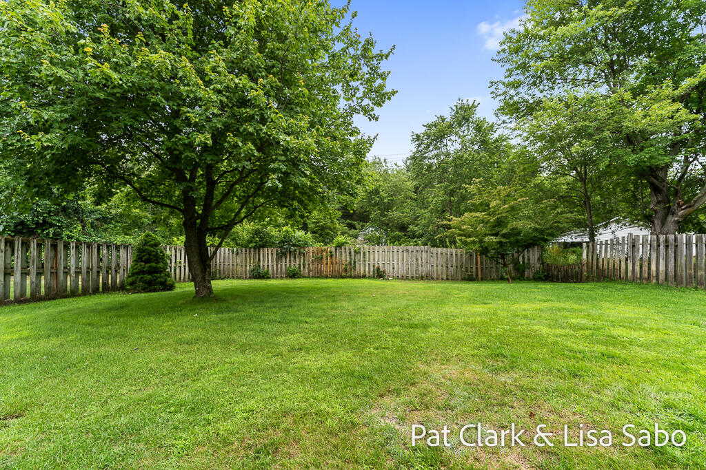 6061 Ridgeview Drive Muskegon, MI 49441 - Photo 46 of 66 6061Ridgeview-11LoRes