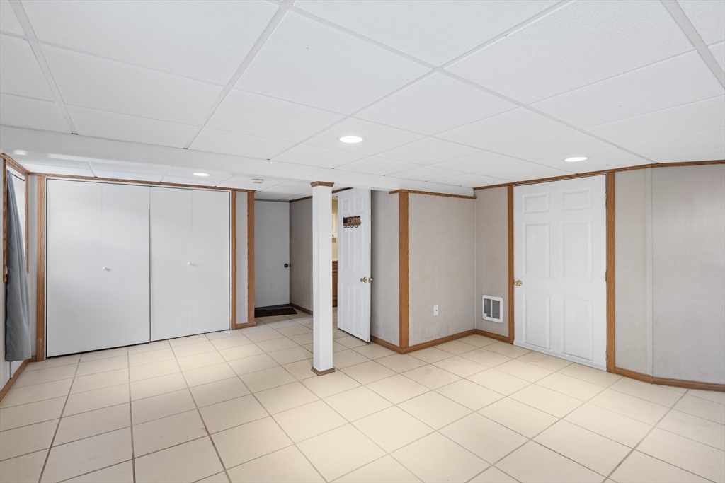 30 Haley Road, Unit 1 Marblehead, MA 01945 - Photo 16 of 21