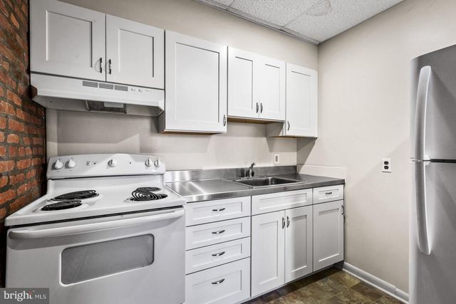 $500,000 | 1502 West Mt Royal Avenue, Baltimore, MD 21217